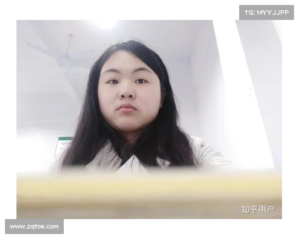 减肥过度让五官大变样,网友直言:这还是同一个人吗?(减肥五官会变好看吗) 减肥过度让五官大变样,网友直言:这还是同一个人吗?(减肥五官会变好看吗)